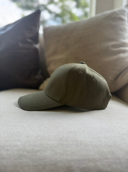 The Après Social Club - The Layover Hat (🌲 Forest Halt )
