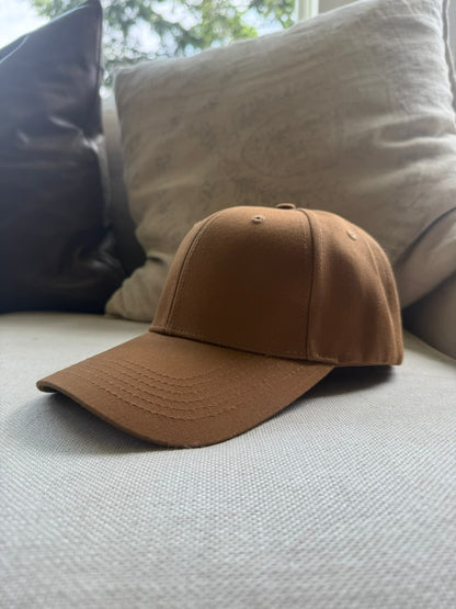 The Après Social Club - The Layover Hat ( 🤎 Desert Leather )
